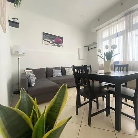 La Casa Di Andrea Apartment *